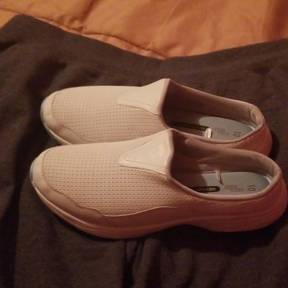 Slip on shoes